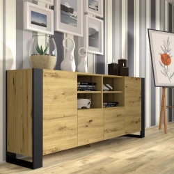 Komoda industrialna Mondi 188cm, dąb artisan - zdjęcie komody przy ścianie
