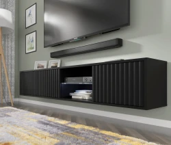 Szafka RTV wisząca MITA 156cm, czarny mat - w aranżacji salonu 1