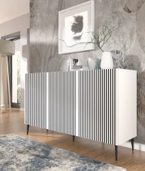 Komoda Ravenna P 150cm 3D, biały mat / czarny mat - nogi metalowe czarne szpilka - w aranżacji