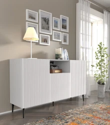 Komoda Ravenna PB 2D1DM 150cm, biały mat - nogi metalowe czarne szpilka - w aranżacji